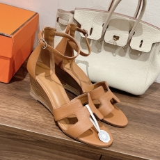 Hermes Sandals